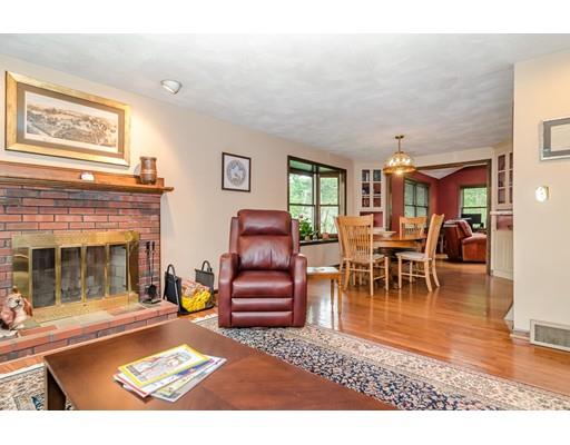 77 Standish Road Needham, MA 02492 - Photo 4 of 22 Gallery Image 4