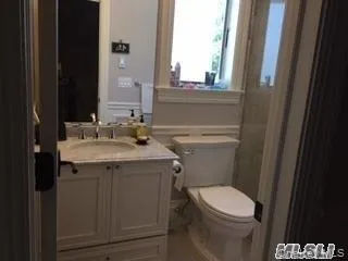 $1,920,000 | 48-15 Overbrook Street | Little Neck