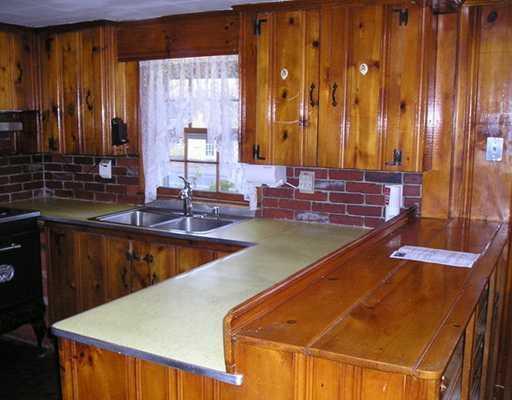 340 Ridge Road York, ME 03909 - Photo 10 of 17 Kitchen.