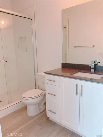 $4,900 | 103 Schick, Irvine, CA 92614