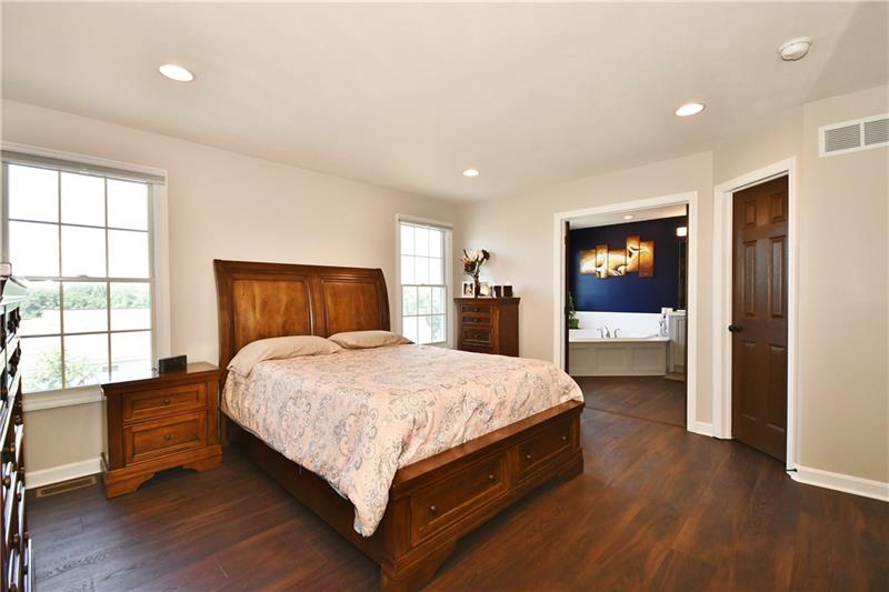 81 Castle View Drive McKees Rocks, PA 15136 - Photo 14 of 25 Gallery Image 14