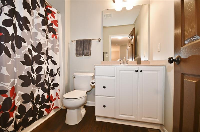 81 Castle View Drive McKees Rocks, PA 15136 - Photo 21 of 25 Gallery Image 21