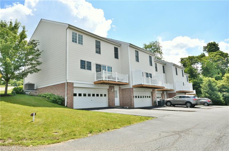 81 Castle View Drive McKees Rocks, PA 15136 - Photo 24 of 25 Gallery Image 24
