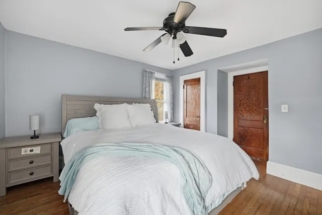 a view of a room with utility room