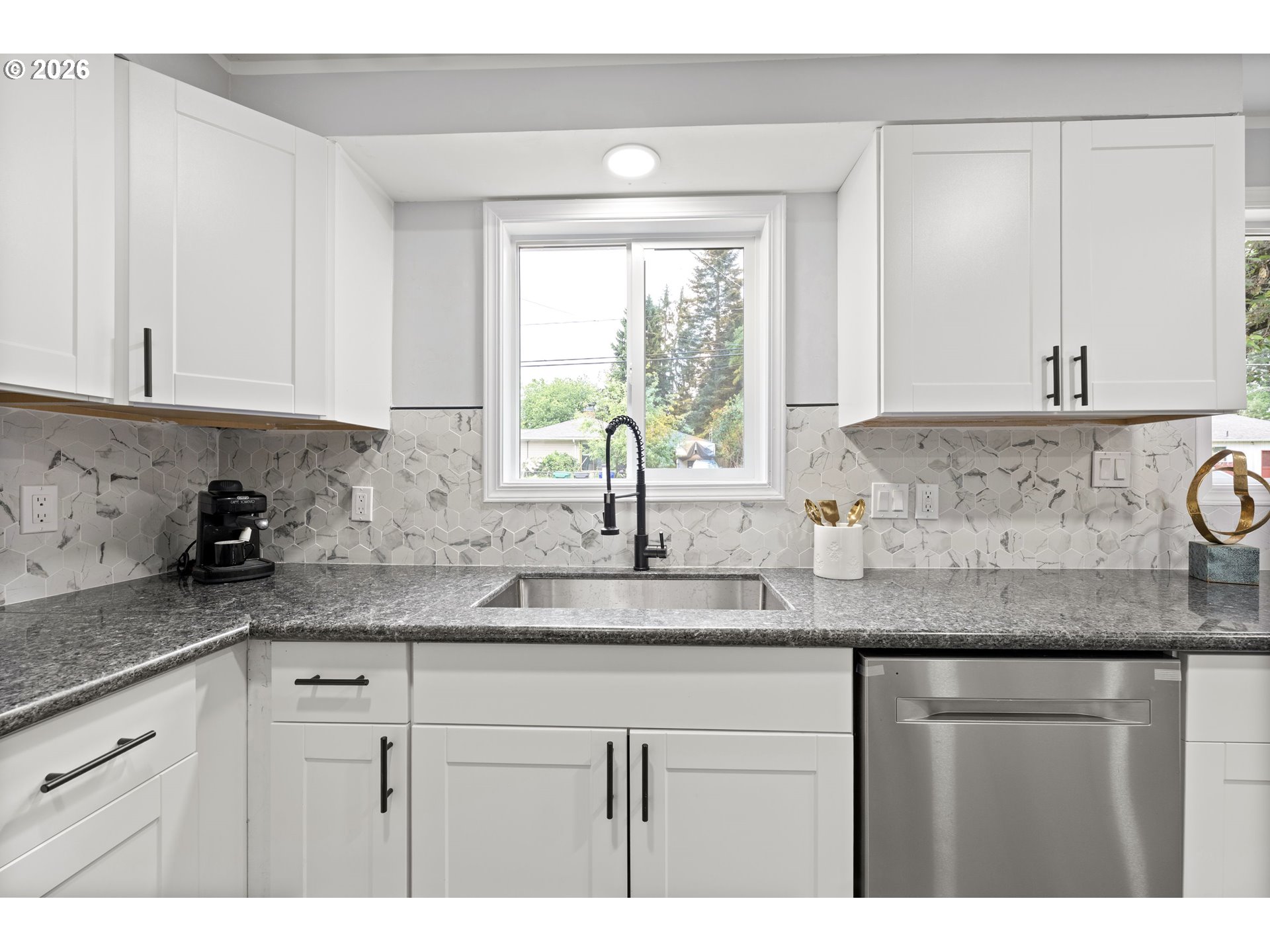 8923 Southeast Clinton Street Portland, OR 97266 - Photo 13 of 36 Kitchen