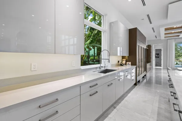 $15,900,000 | 14630 Watermark Way, Palm Beach Gardens, FL 33410