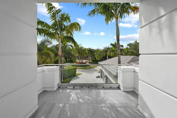 $15,900,000 | 14630 Watermark Way, Palm Beach Gardens, FL 33410