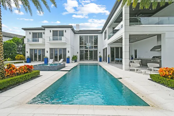 $15,900,000 | 14630 Watermark Way, Palm Beach Gardens, FL 33410