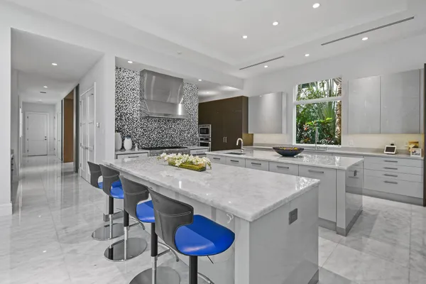 $15,900,000 | 14630 Watermark Way, Palm Beach Gardens, FL 33410