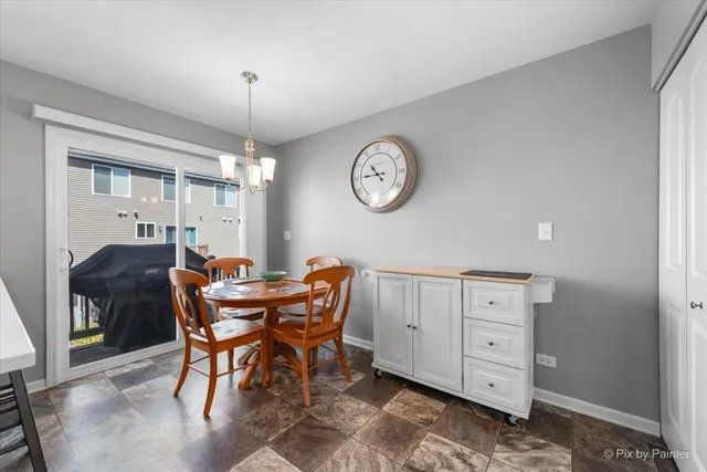 $289,000 | 1664 Ruby Drive, Pingree Grove, IL 60140