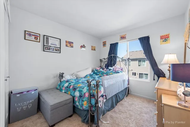 $289,000 | 1664 Ruby Drive, Pingree Grove, IL 60140