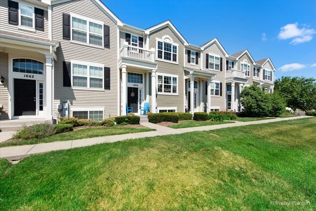 $289,000 | 1664 Ruby Drive, Pingree Grove, IL 60140