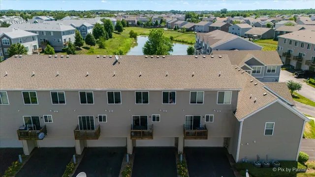 $289,000 | 1664 Ruby Drive, Pingree Grove, IL 60140