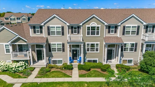 $289,000 | 1664 Ruby Drive, Pingree Grove, IL 60140