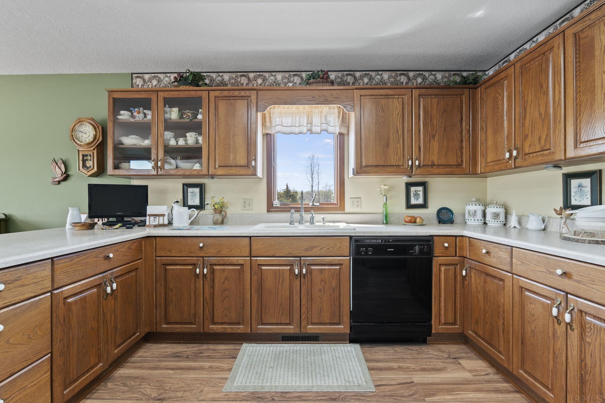 3704 North County Line Road East Huntertown, IN 46748 - Photo 13 of 33