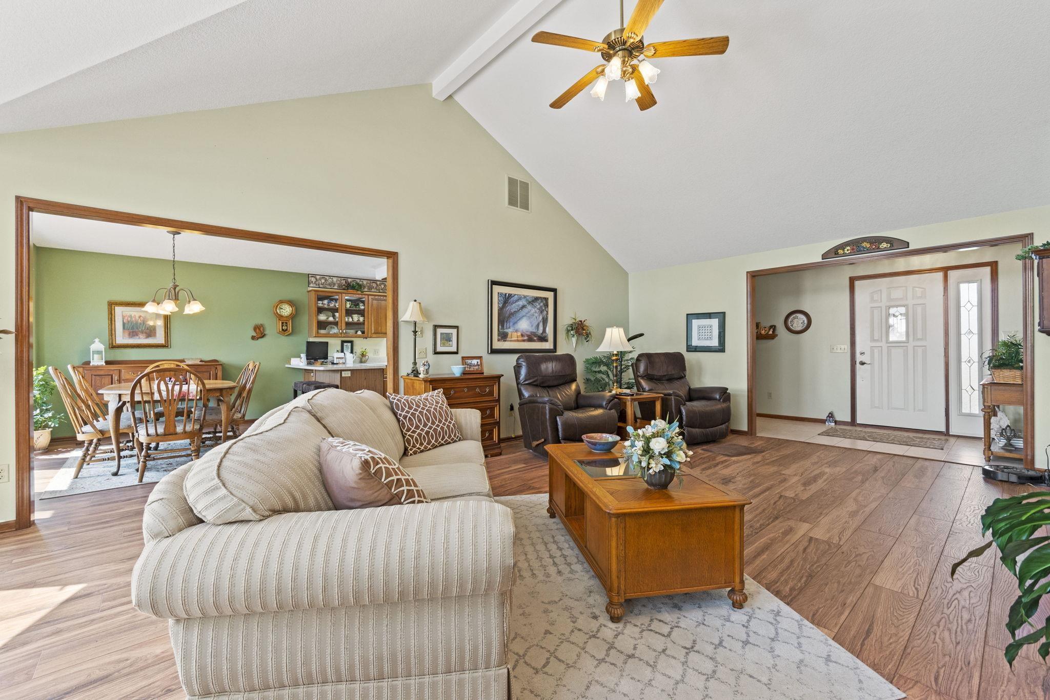 3704 North County Line Road East Huntertown, IN 46748 - Photo 9 of 33