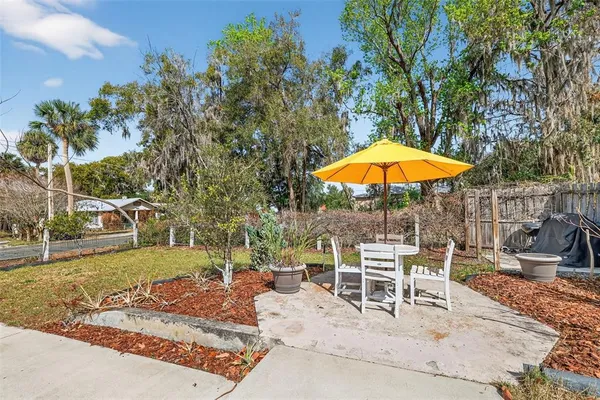 $369,000 | 342 South Clayton Street, Mount Dora, FL 32757