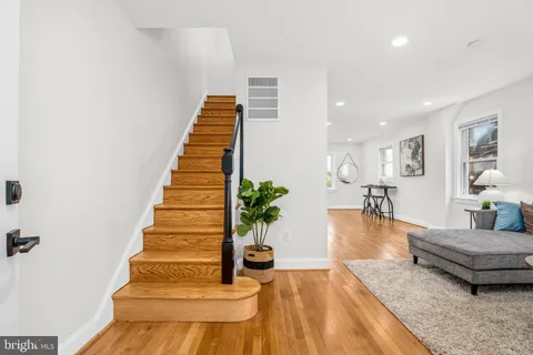 $579,000 | 1712 U Street Southeast, Washington, DC 20020