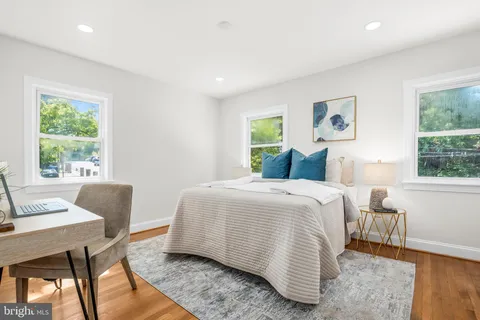 $579,000 | 1712 U Street Southeast, Washington, DC 20020