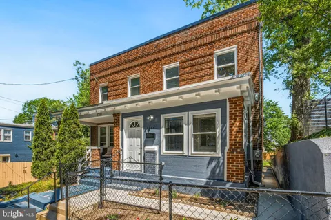 $579,000 | 1712 U Street Southeast, Washington, DC 20020