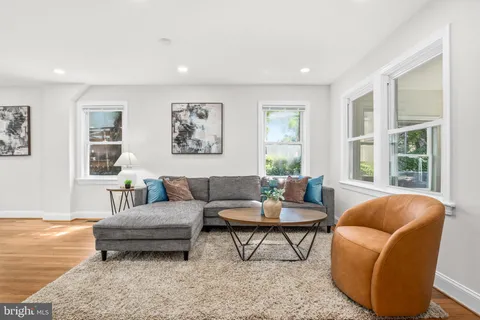 $579,000 | 1712 U Street Southeast, Washington, DC 20020