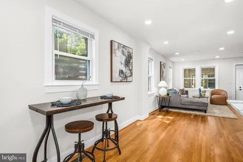 $579,000 | 1712 U Street Southeast, Washington, DC 20020