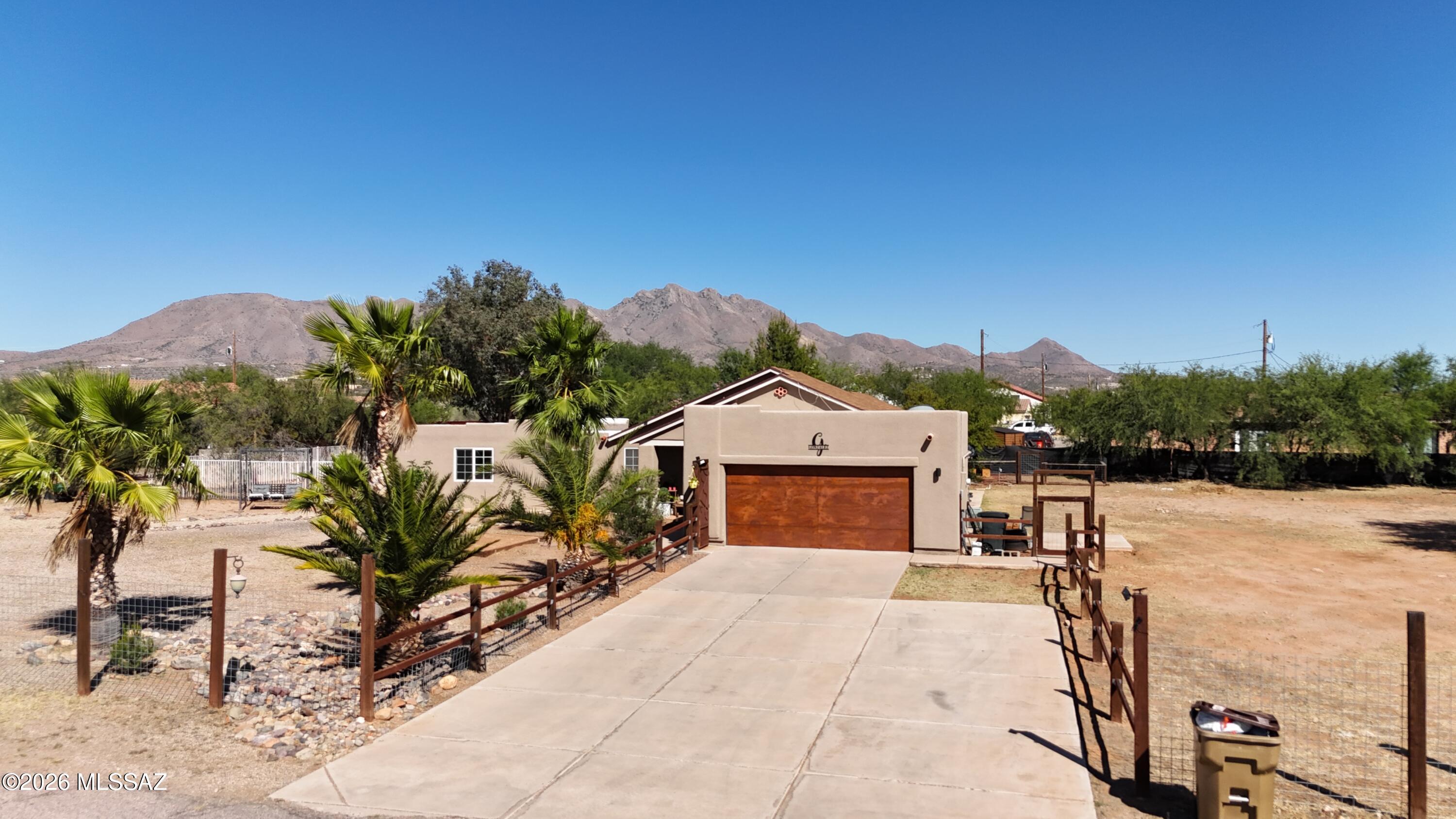 91 Círculo Cortez Rio Rico, AZ 85648 - Photo 50 of 50 Front of the house