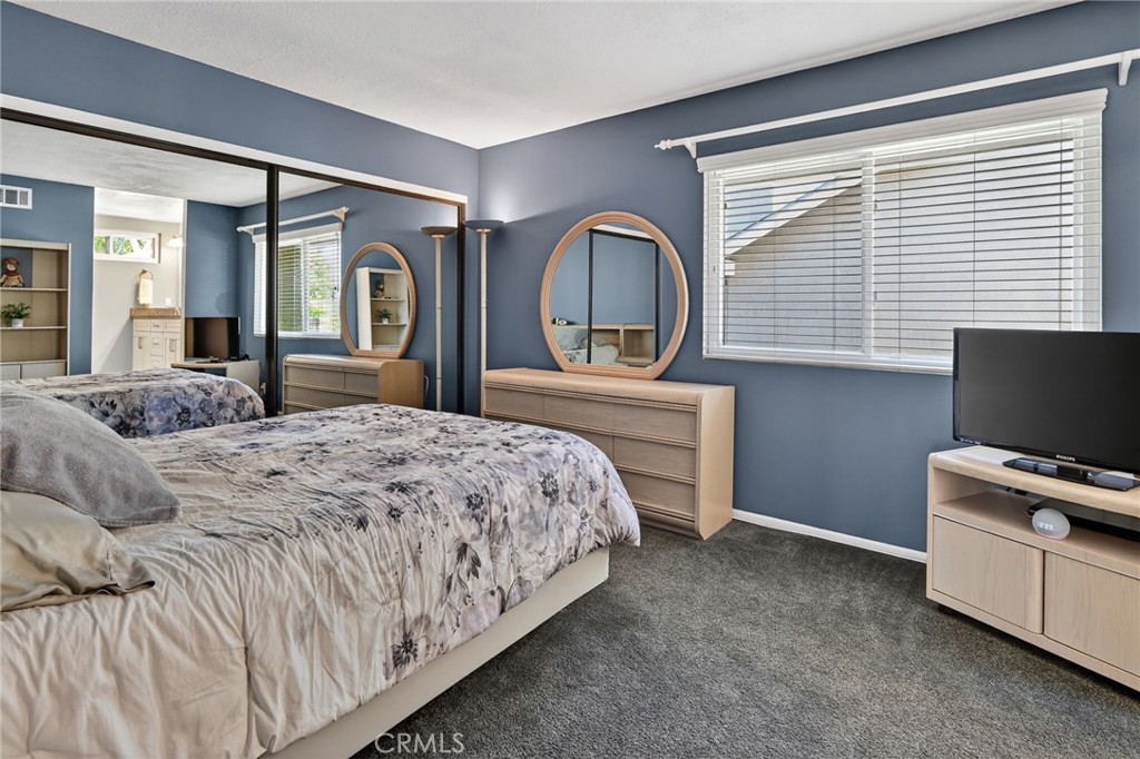 25 Cheyenne Irvine, CA 92604 - Photo 16 of 31