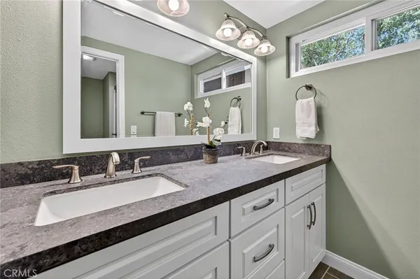 $1,025,000 | 25 Cheyenne, Irvine, CA 92604