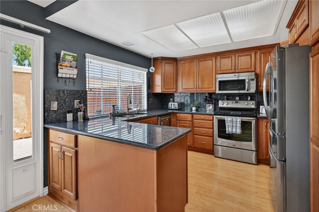 25 Cheyenne Irvine, CA 92604 - Photo 9 of 31