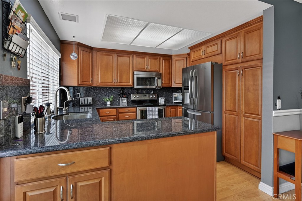 25 Cheyenne Irvine, CA 92604 - Photo 10 of 31