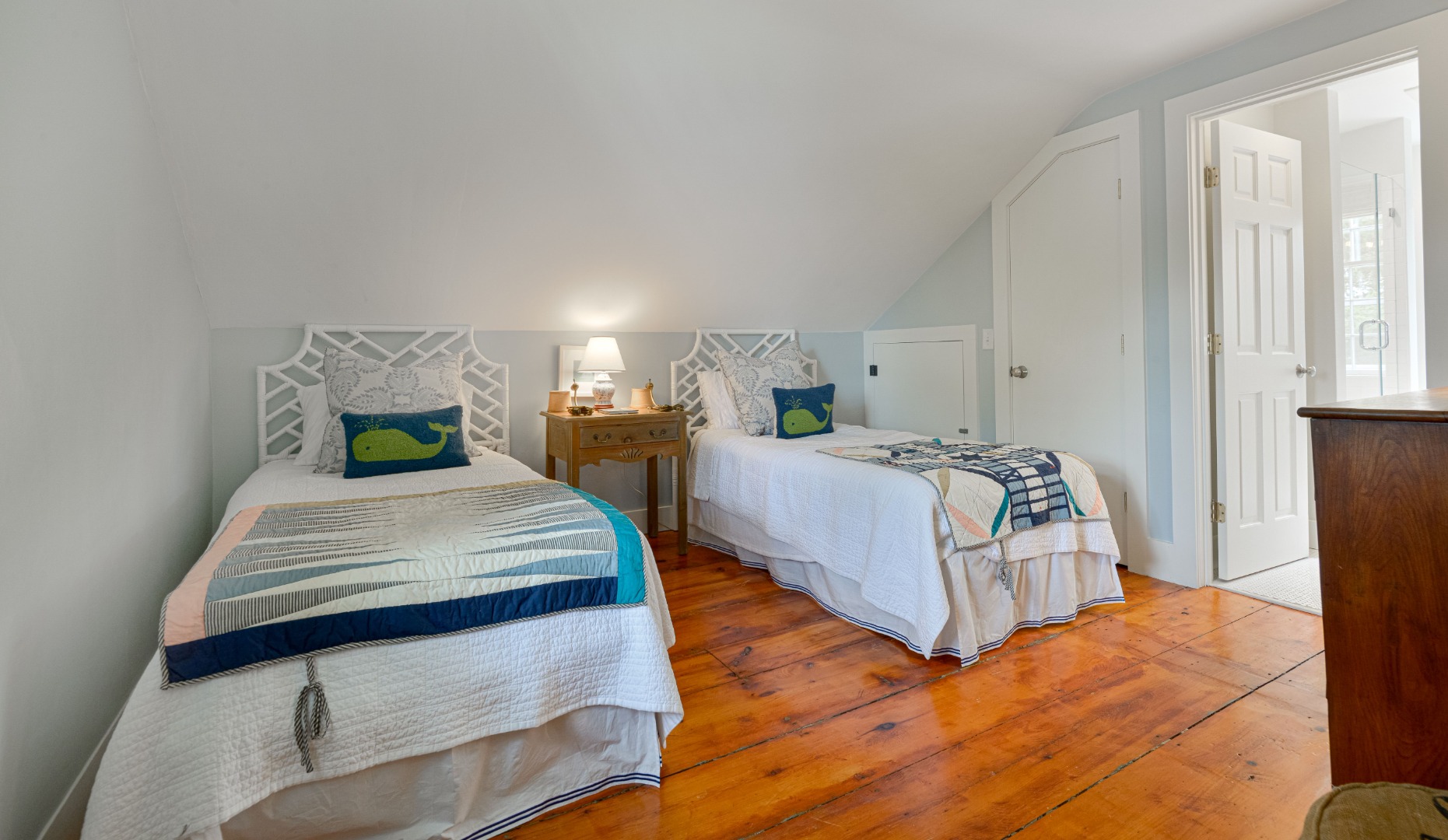 8 East Dover Street Nantucket, MA 02554 - Photo 22 of 28