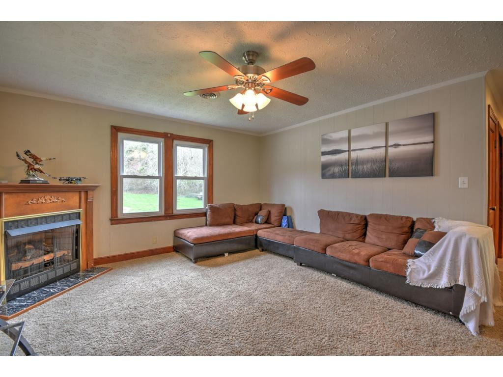 4121 Ridge Road Kingsport, TN 37660 - Photo 5 of 19 Photo 5