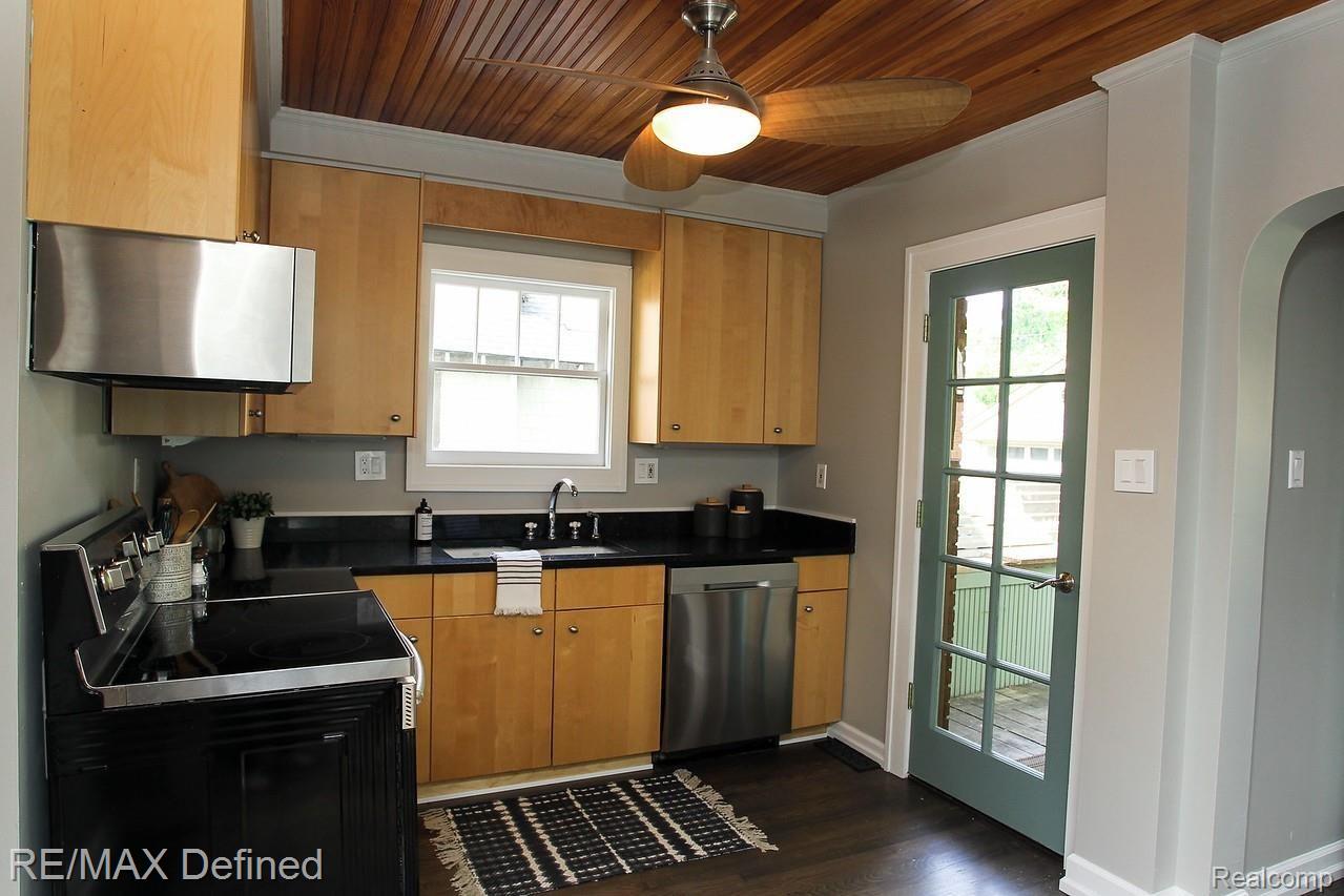 59 Amherst Road Pleasant Ridge, MI 48069 - Photo 14 of 45 i-NNGW3Qx-X2.jpg