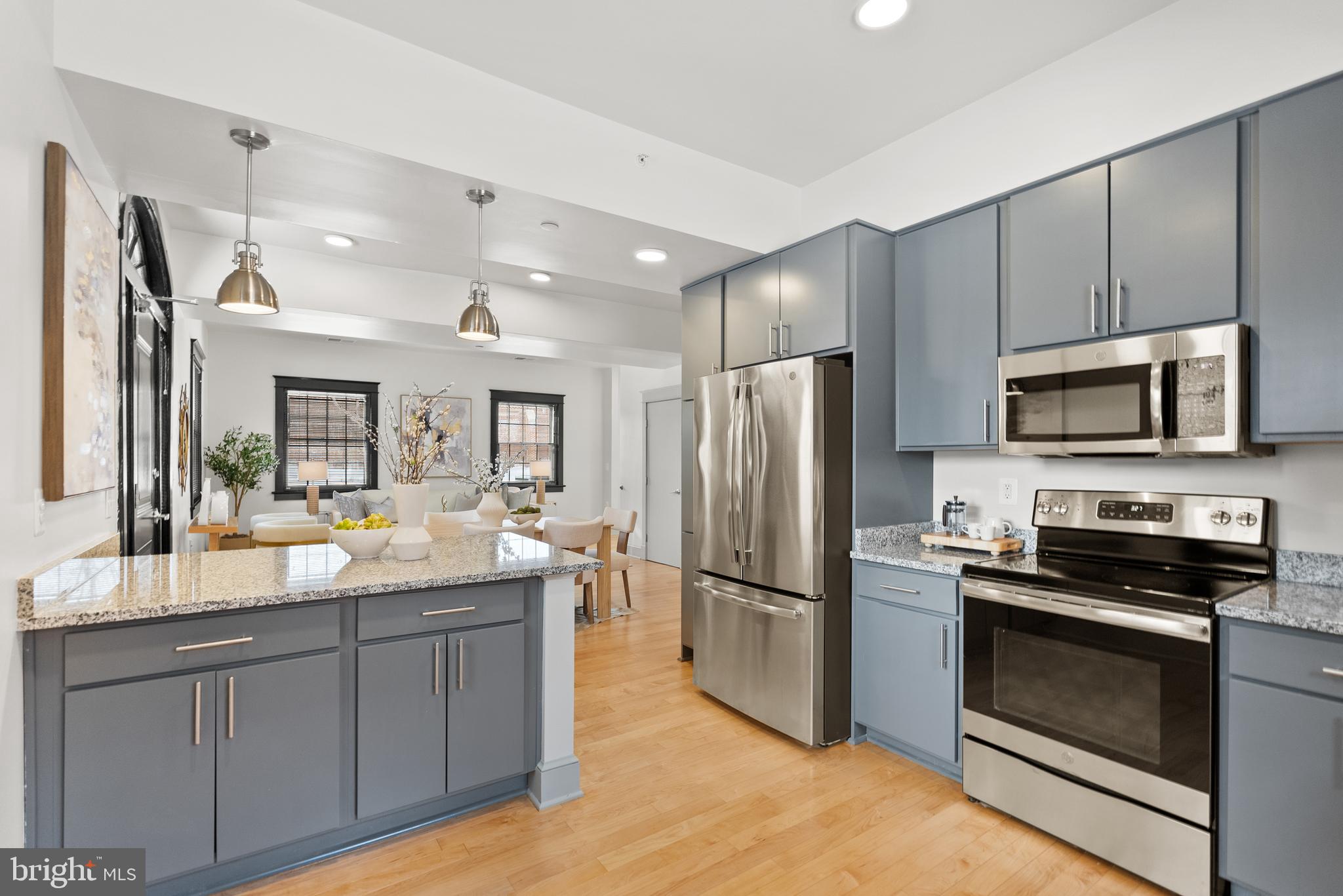 9071 Power House Road, Unit 103 Lorton, VA 22079 - Photo 12 of 48 Ample storage for all your kitchen accessories.