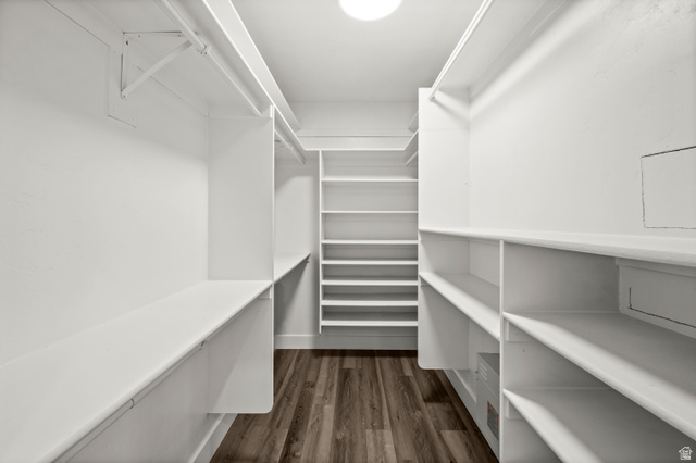 4077 Rons Court Riverton, UT 84096 - Photo 22 of 48 A spacious walk-in closet provides the organization and storage today's homeowners are looking for.