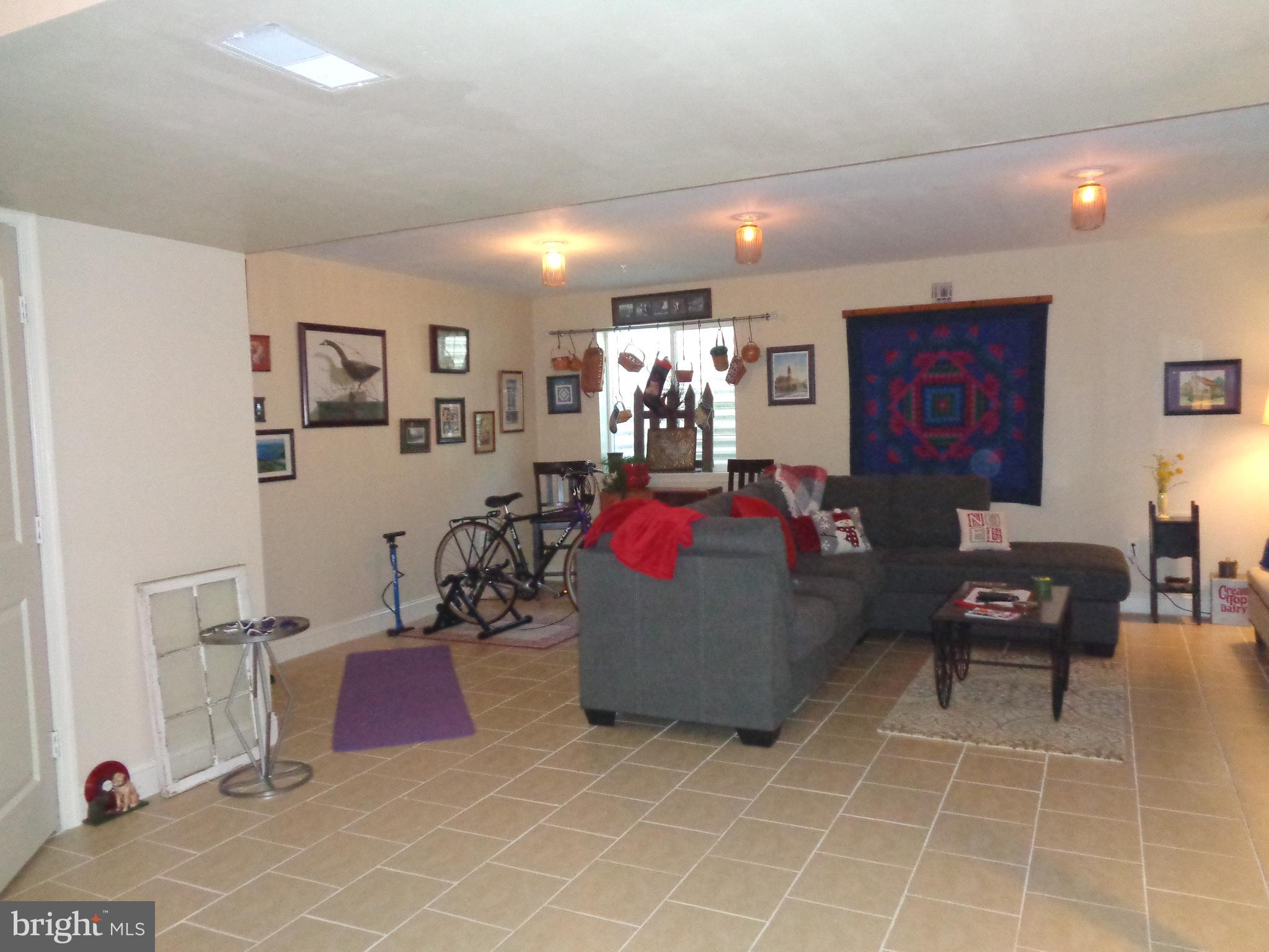 521 White Chapel Road Lancaster, PA 17603 - Photo 8 of 20 Gallery Image 8