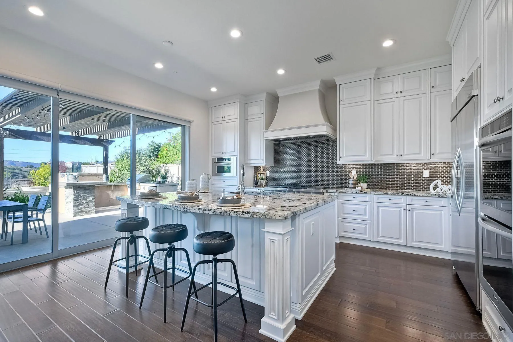 15738 Tanner Ridge Road San Diego, CA 92127 - Photo 11 of 40 Gallery Image 11