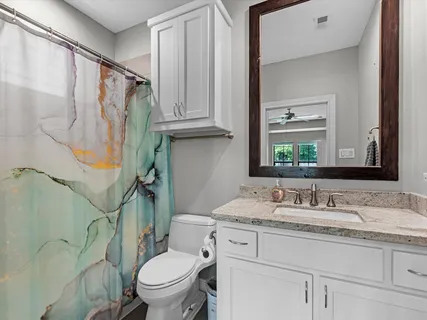 $449,000 | 3610 Chenevert Street, Houston, TX 77004