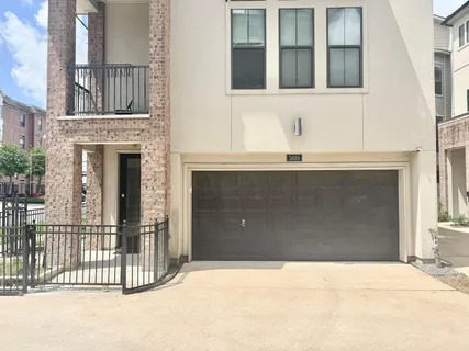 $449,000 | 3610 Chenevert Street, Houston, TX 77004