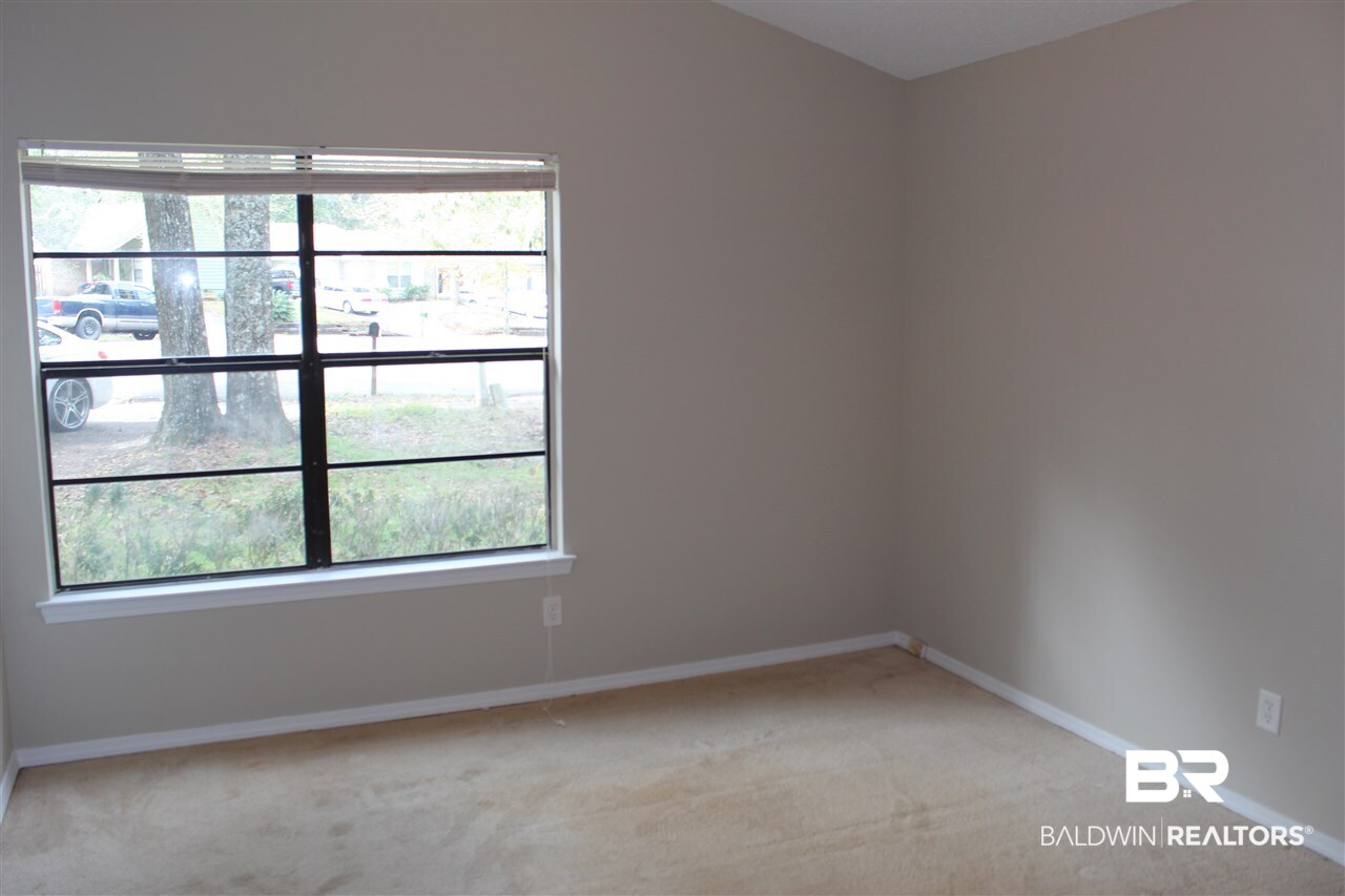 1833 Spring Brook Court Mobile, AL 36609 - Photo 9 of 12
