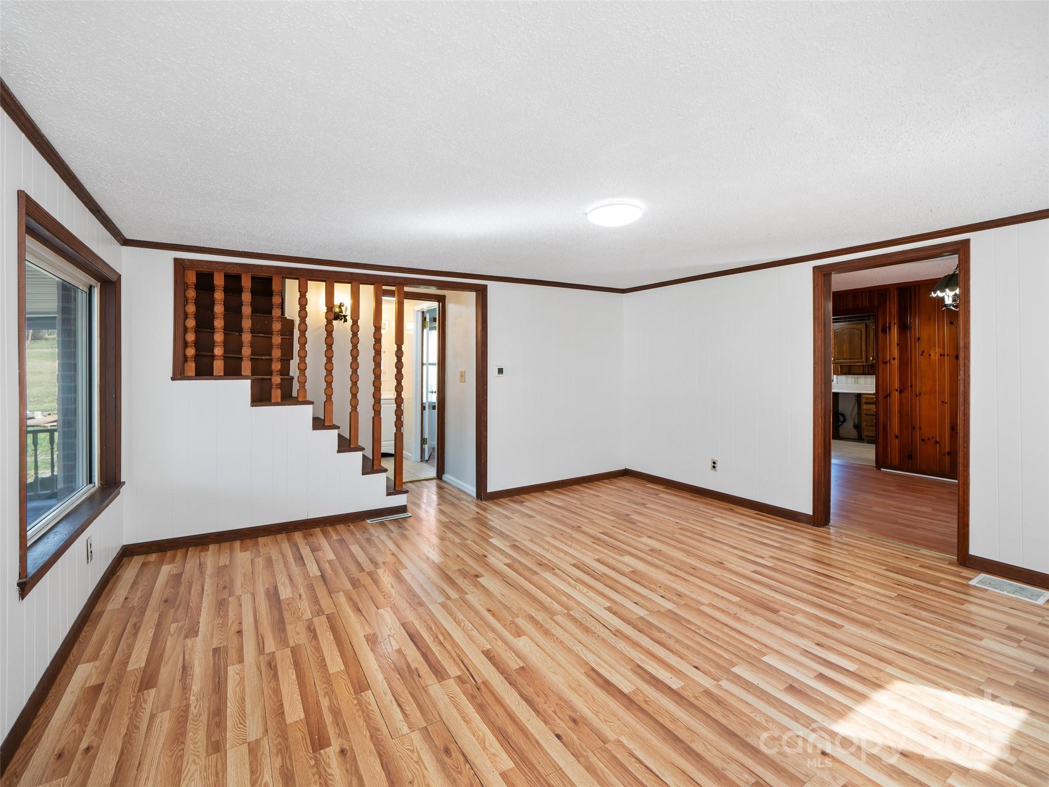 384 Flat Creek Road Fairview, NC 28730 - Photo 9 of 34