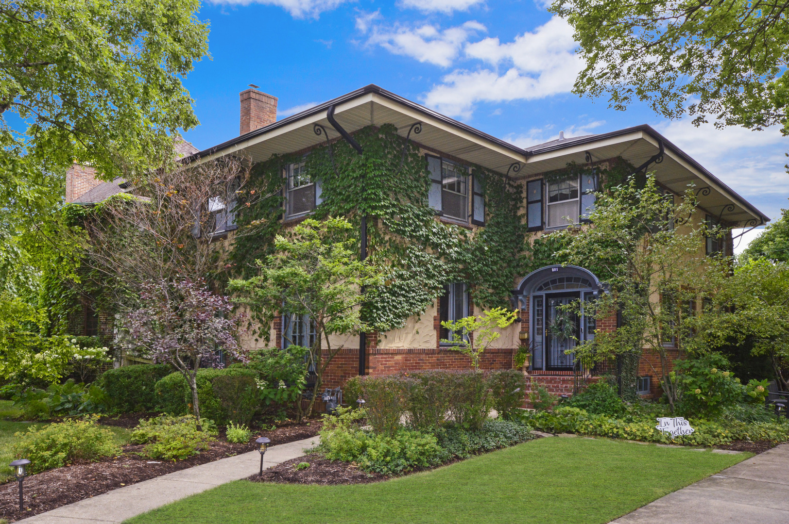 501 North Ashland Avenue Park Ridge, IL 60068 - Photo 1 of 31