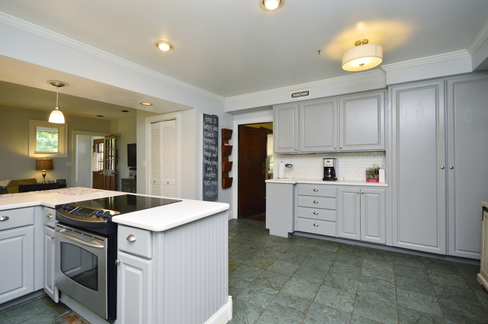 501 North Ashland Avenue Park Ridge, IL 60068 - Photo 11 of 31
