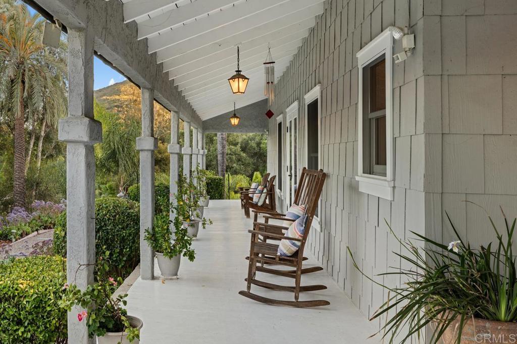 713 Quiet Hills Farm Road Escondido, CA 92029 - Photo 5 of 51