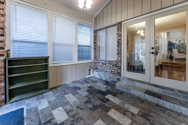 a view of a storage & utility room