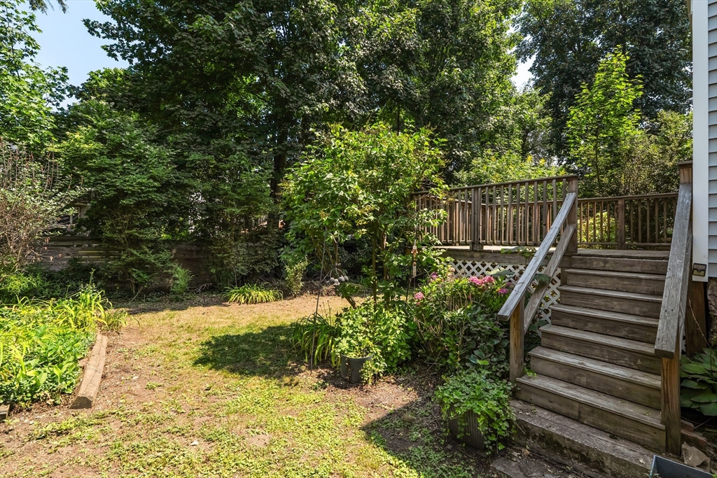 22-24 Greenview Avenue Boston, MA 02130 - Photo 27 of 41