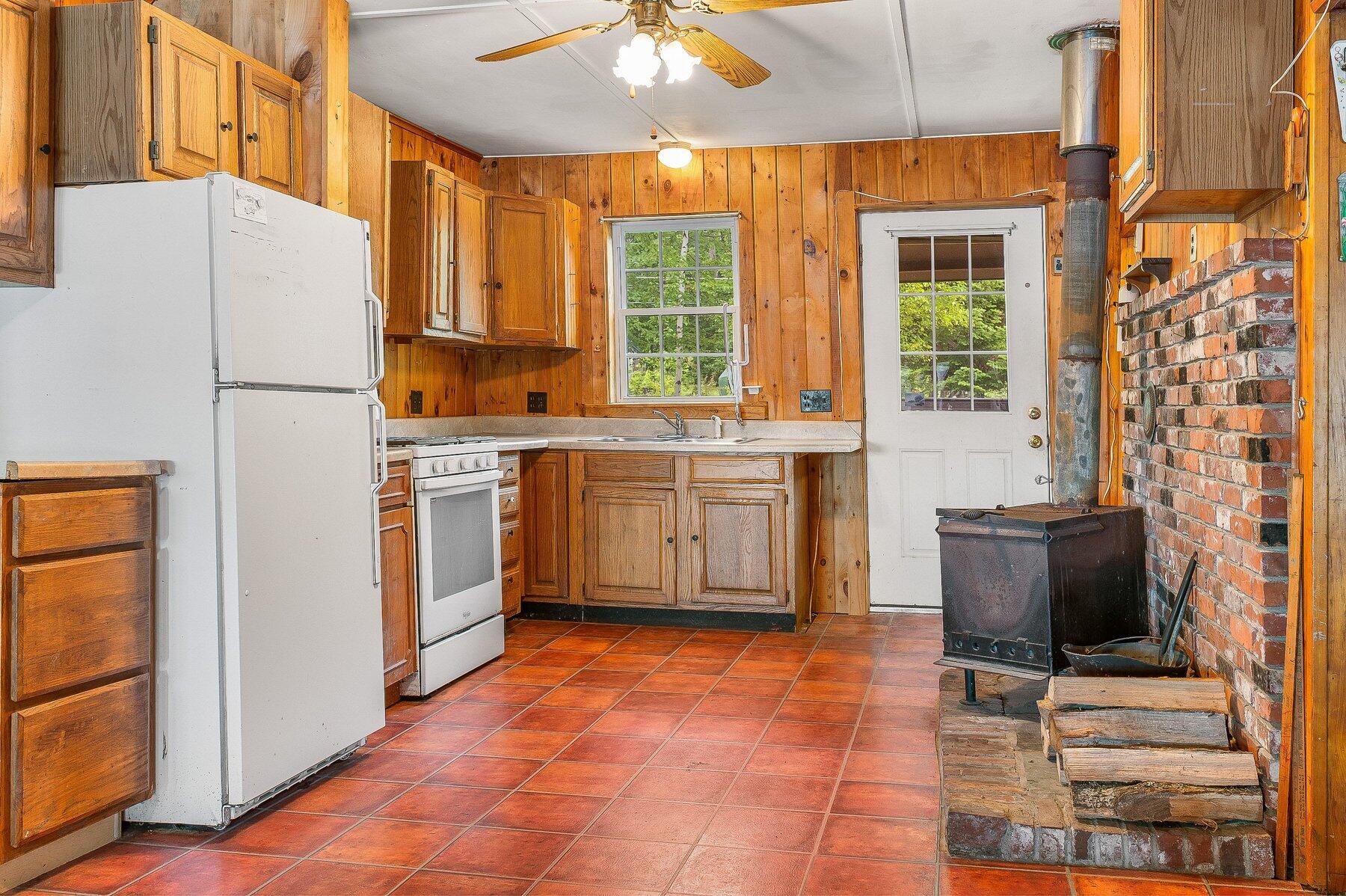 145 Eagle Road Acton, ME 04001 - Photo 17 of 48 Kitchen