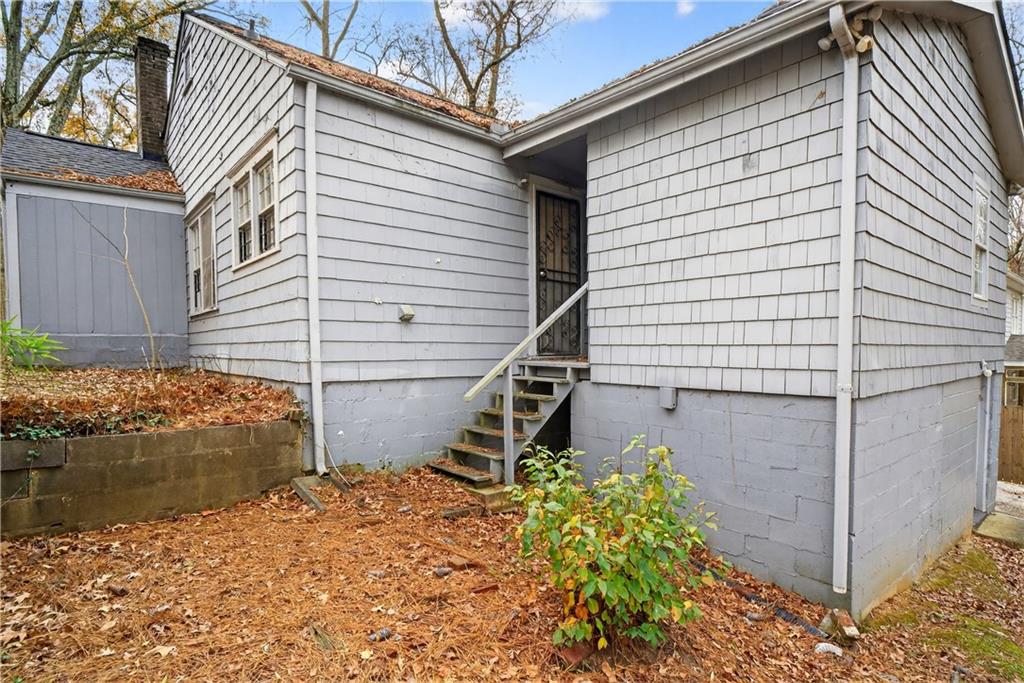 1757 Derry Avenue Southwest Atlanta, GA 30310 - Photo 23 of 28