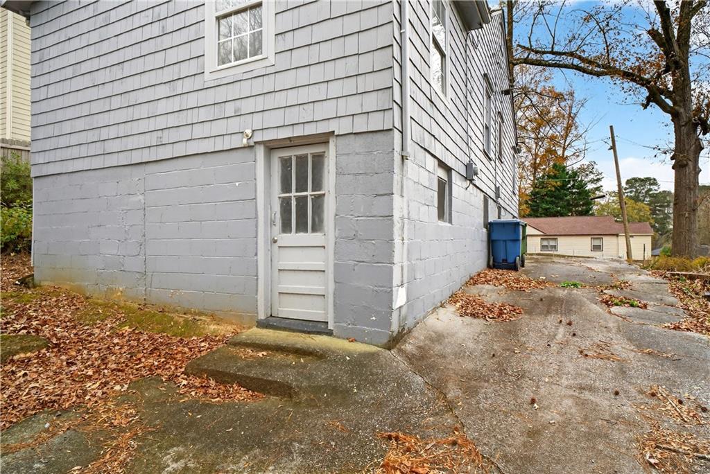 1757 Derry Avenue Southwest Atlanta, GA 30310 - Photo 26 of 28
